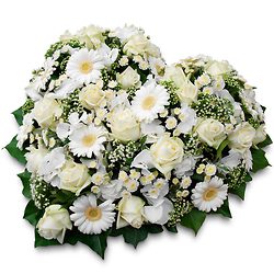 Eternal heart of flowers