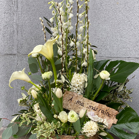 Arrangement dans panier