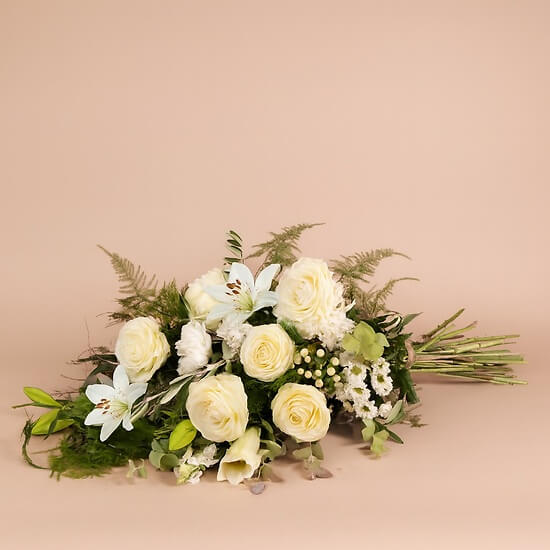 Weißer Handstrauß – Blumenlieferung Schweiz