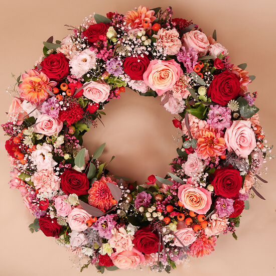 Mehrfarbige Krone – Blumenlieferung Schweiz